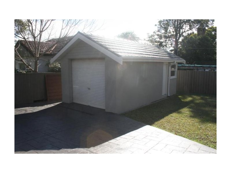 51 Cantebury, Glenfield NSW 2167