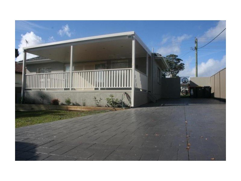 51 Cantebury, Glenfield NSW 2167