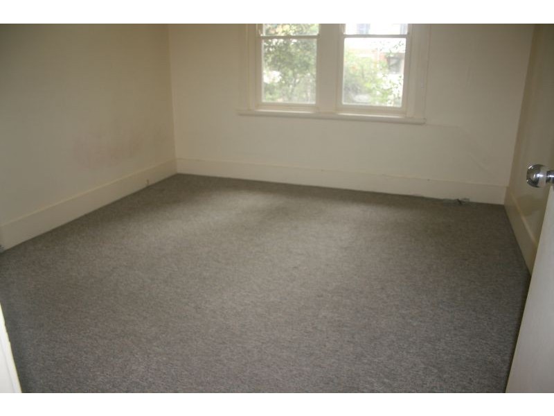 woniora rd, Hurstville NSW 2220