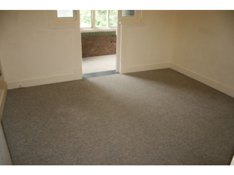 woniora rd, Hurstville NSW 2220