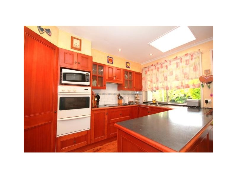 5 Brooke st, Georges Hall NSW 2198