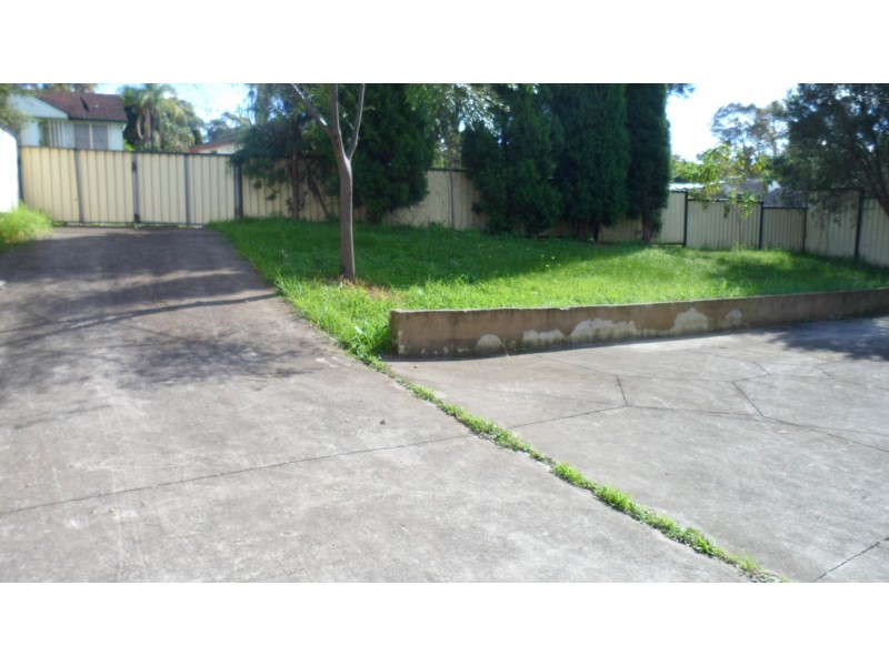 16 Freisian Street, Busby NSW 2168