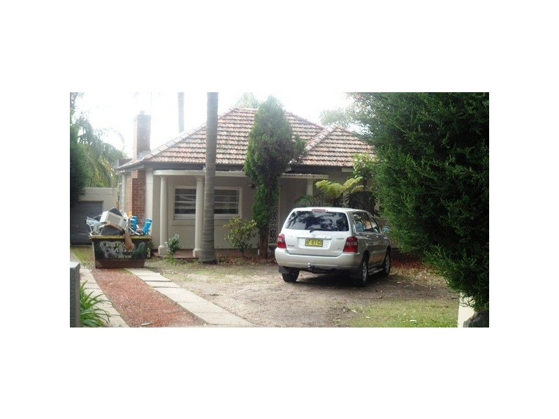 129 Denman Avenue, Caringbah NSW 2229