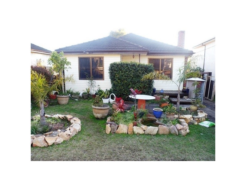 34 Hinemoa Street, Panania NSW 2213