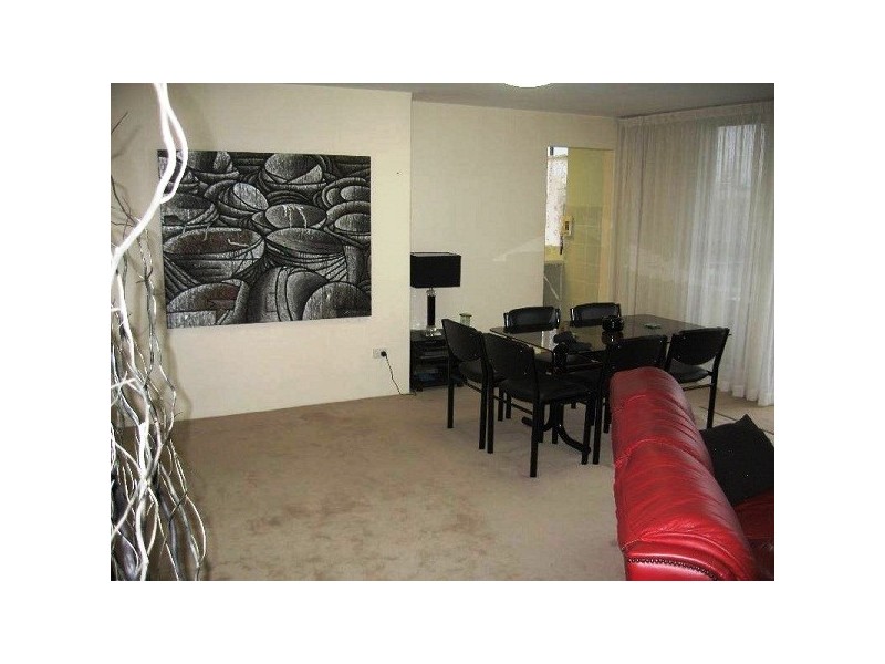 8 Deeban Walk, Cronulla NSW 2230