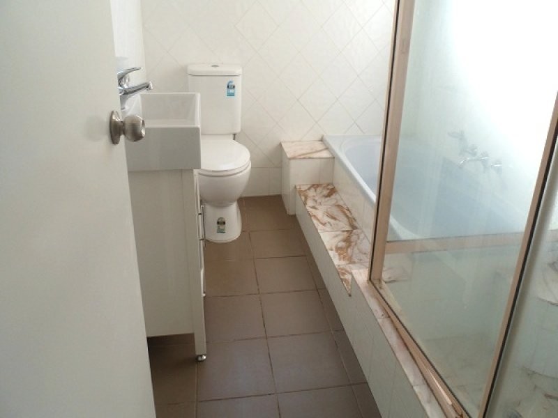 1/972 King Georges Road, Blakehurst NSW 2221