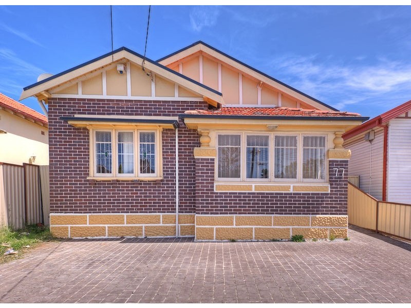 77 Rosemont Street South, Punchbowl NSW 2196