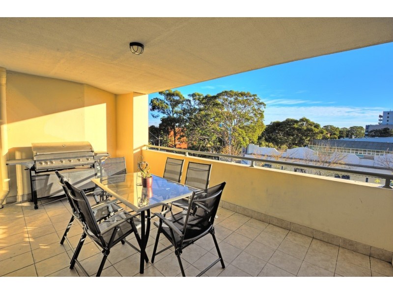 27/52 President ave, Caringbah NSW 2229