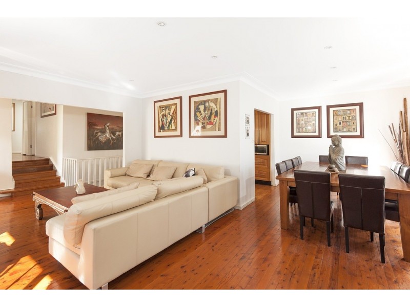 22 Curtis Ave, Taren Point NSW 2229