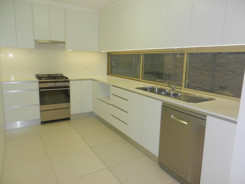 4 Cronin St, Penshurst NSW 2222