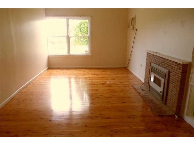 19 Bulwarra Ave, Sefton NSW 2162