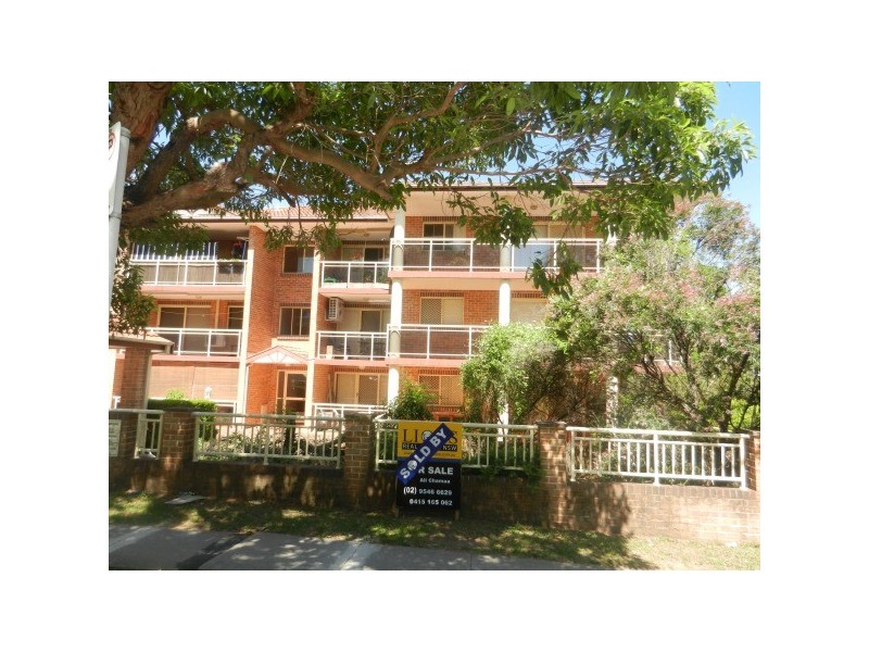 8/45 reynolds avenue, Bankstown NSW 2200