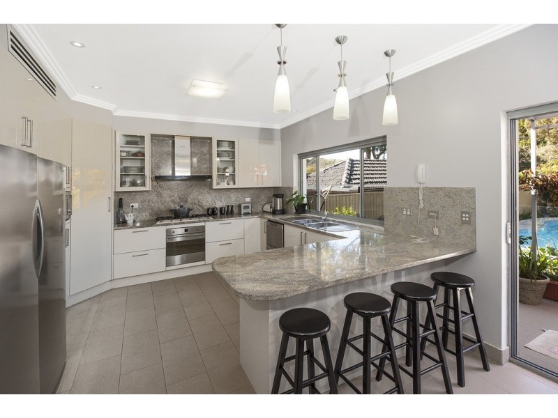 6 Stuart street, Blakehurst NSW 2221