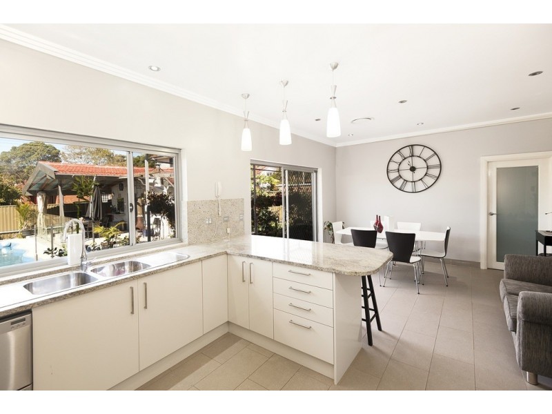 6 Stuart street, Blakehurst NSW 2221