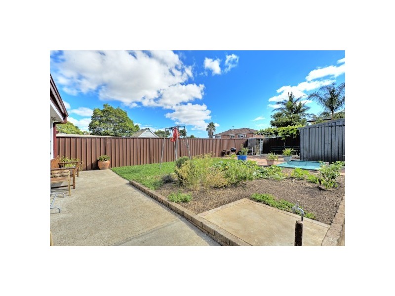 118 Carrington Avenue, Hurstville NSW 2220