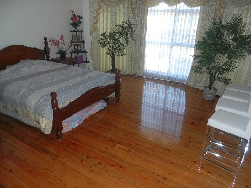 35 Ferngrove rd, Canley Heights NSW 2166