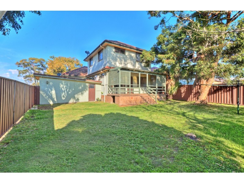29 Raleigh Avenue, Caringbah NSW 2229