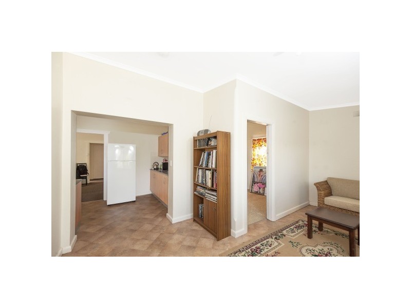 25 The Esplanade, South Hurstville NSW 2221