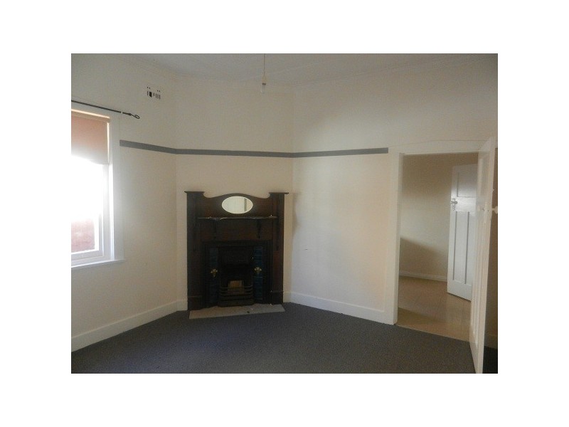 13 Cronulla street, Carlton NSW 2218