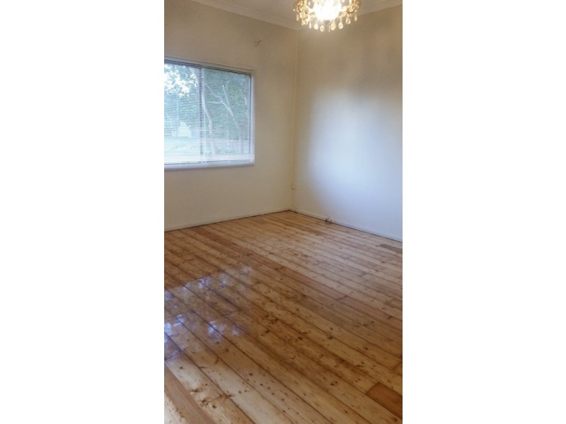 88 sackville st, Fairfield NSW 2165