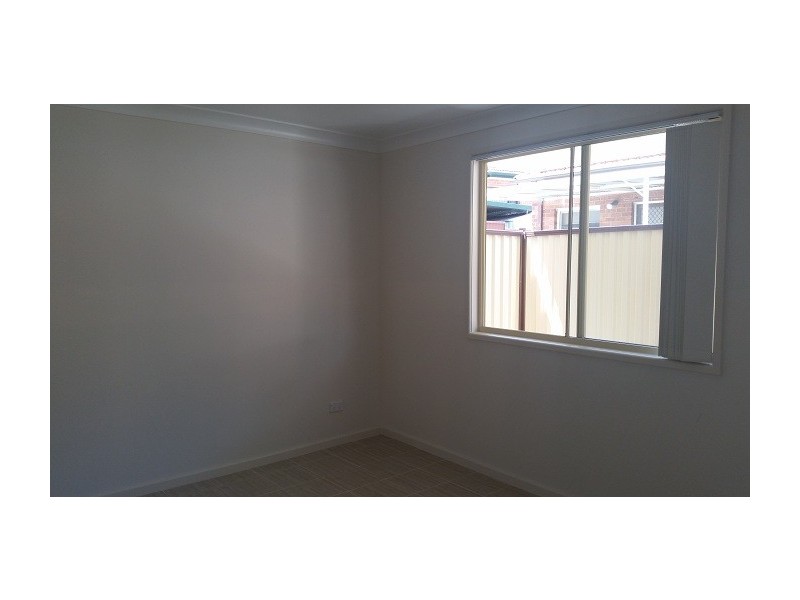 12 Mt lewis ave, Punchbowl NSW 2196
