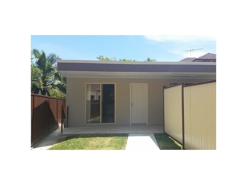 12 Mt lewis ave, Punchbowl NSW 2196