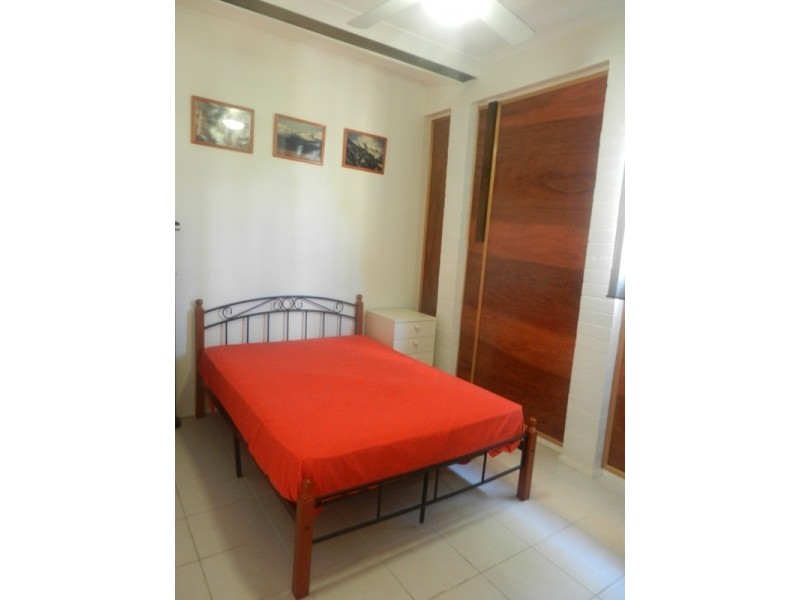 71A Johnstone St, Peakhurst NSW 2210