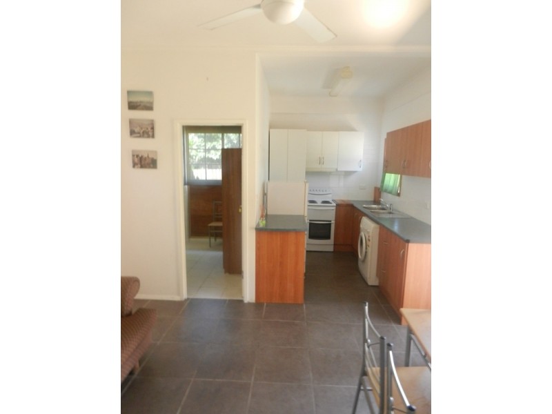 71A Johnstone St, Peakhurst NSW 2210