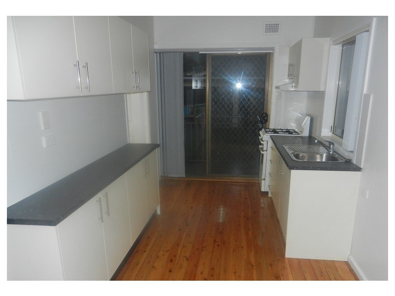 3 Lithgow Ave,, Yagoona NSW 2199