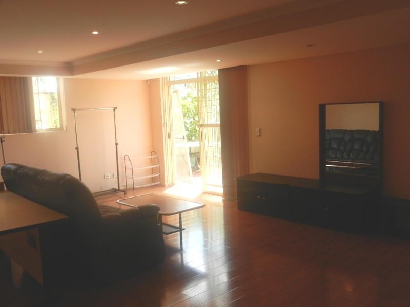 88 Wright St, Hurstville NSW 2220