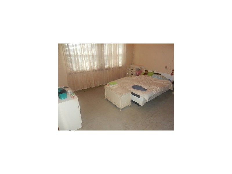 24 Stuart St, Blakehurst NSW 2221