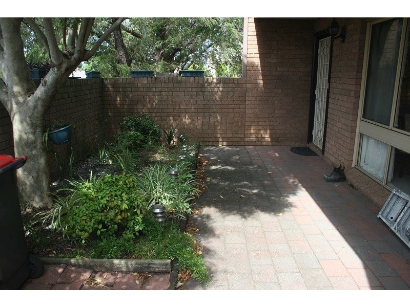 1/94 Durham St, Hurstville NSW 2220