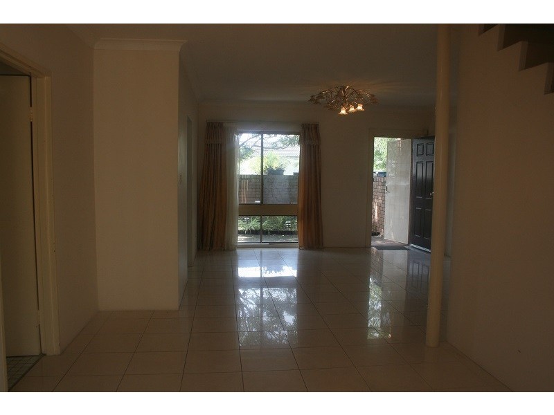 1/94 Durham St, Hurstville NSW 2220