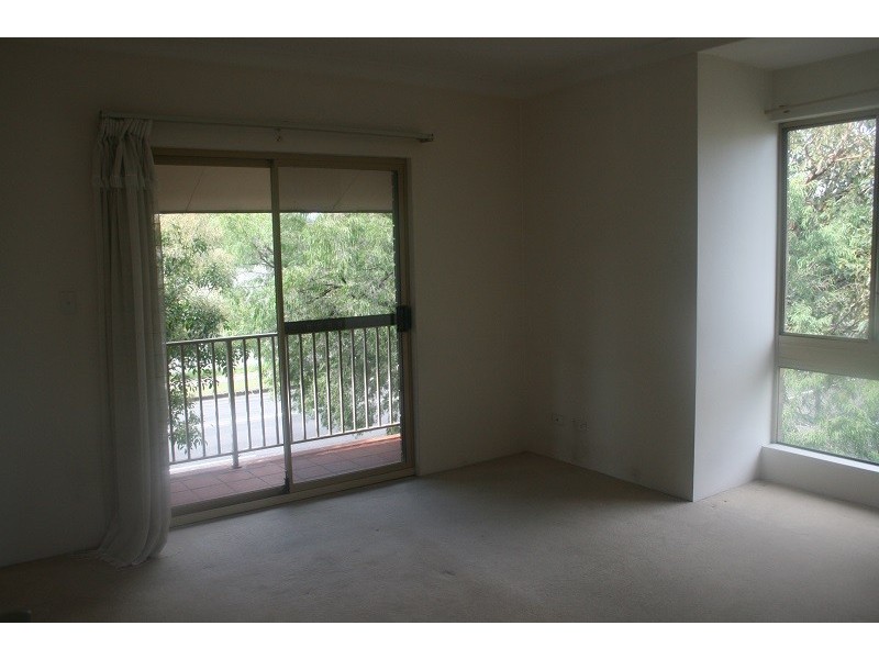 1/94 Durham St, Hurstville NSW 2220