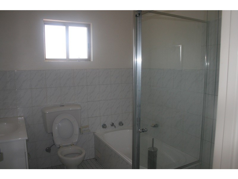 1/94 Durham St, Hurstville NSW 2220