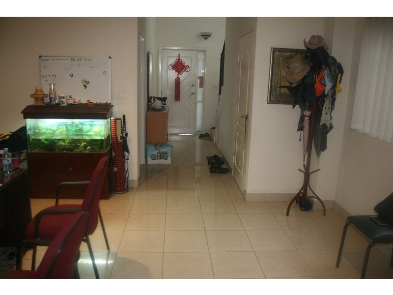 10 Nowra, Campsie NSW 2194