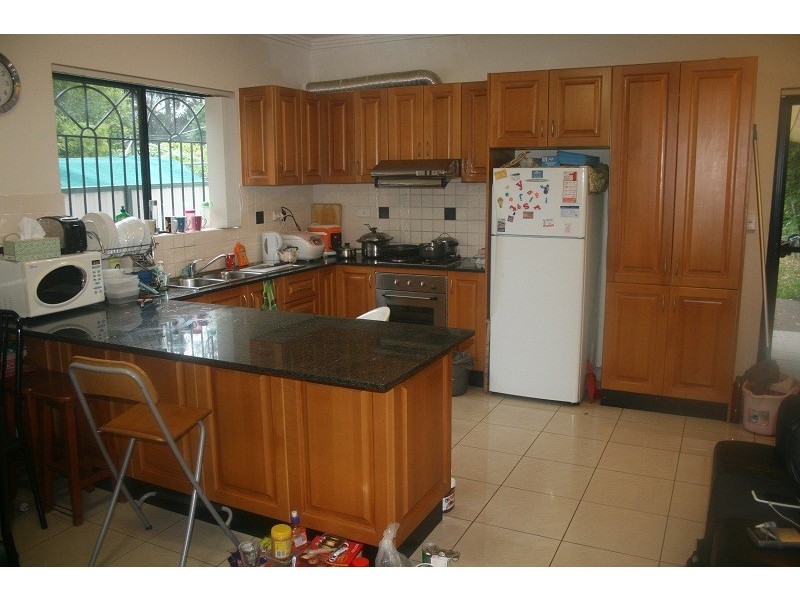 10 Nowra, Campsie NSW 2194