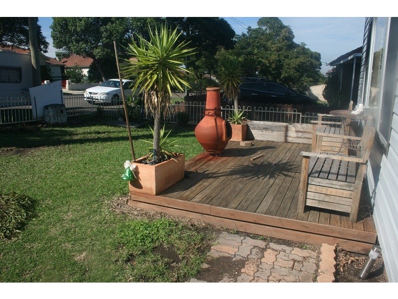 71 Welfare Ave, Beverly Hills NSW 2209