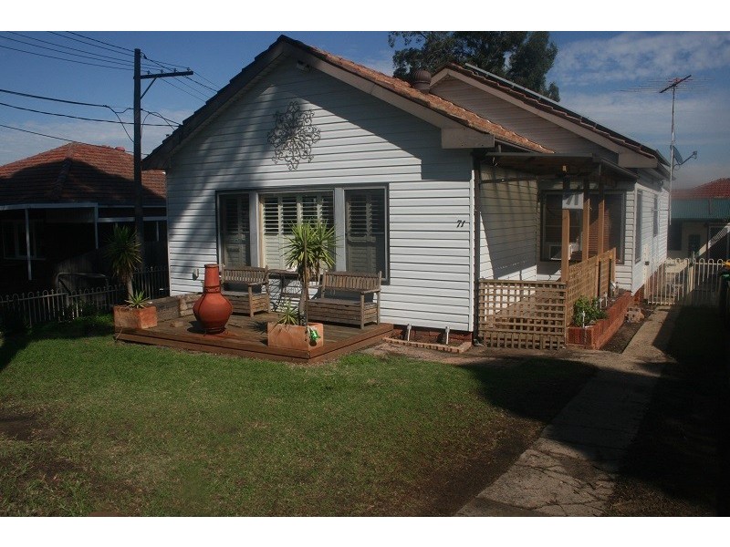 71 Welfare Ave, Beverly Hills NSW 2209