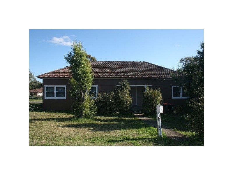 165 Belmore Rd, Peakhurst NSW 2210