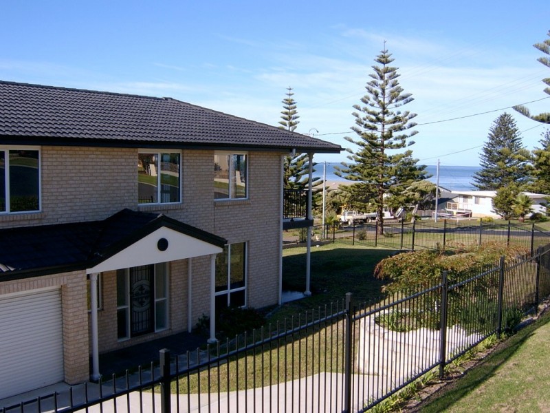 60 Hawkins Road, Tuross Head NSW 2537