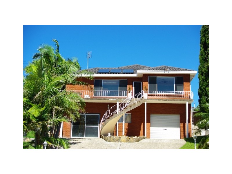43 Beatus Street, Unanderra NSW 2526