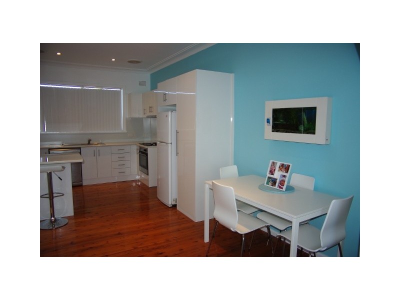 43 Beatus Street, Unanderra NSW 2526