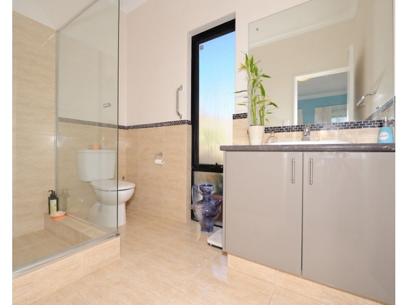 30 Romano Crescent, Iluka WA 6028