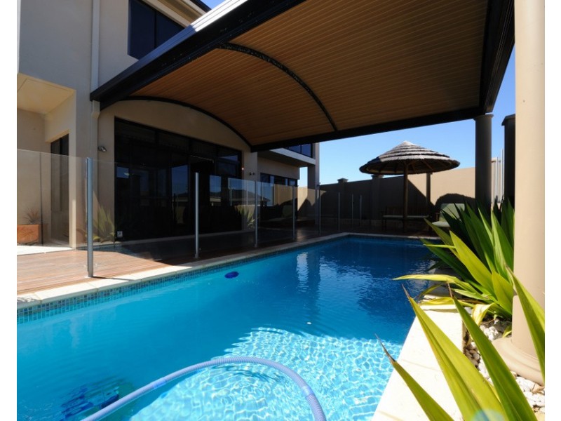 30 Romano Crescent, Iluka WA 6028