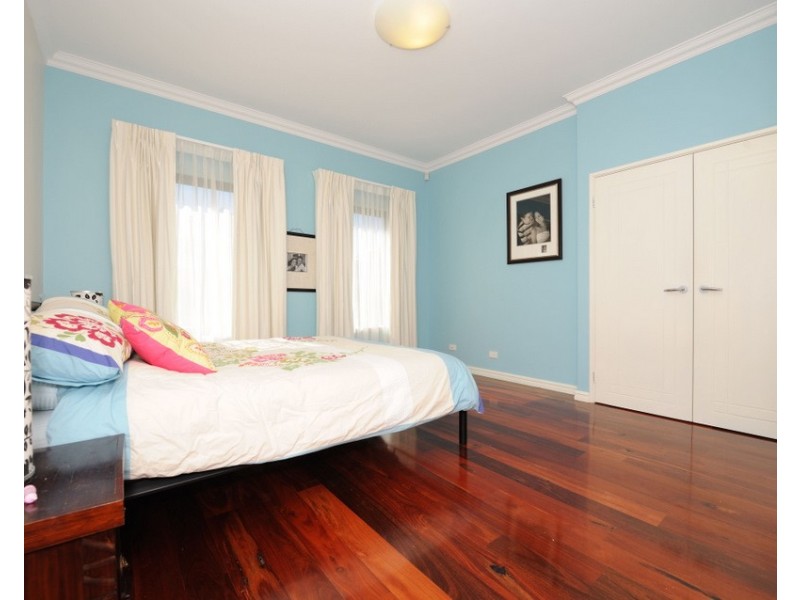 30 Romano Crescent, Iluka WA 6028