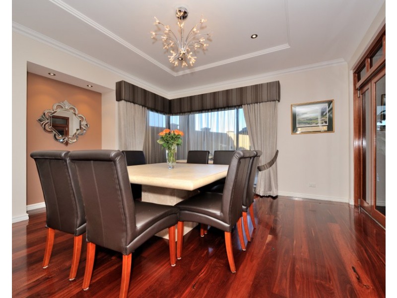 30 Romano Crescent, Iluka WA 6028