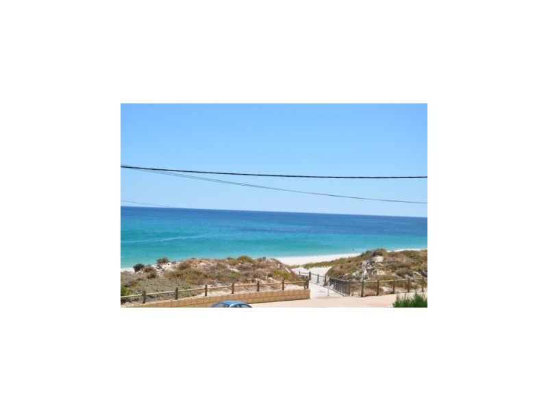 12 Ocean Drive, Quinns Rocks WA 6030