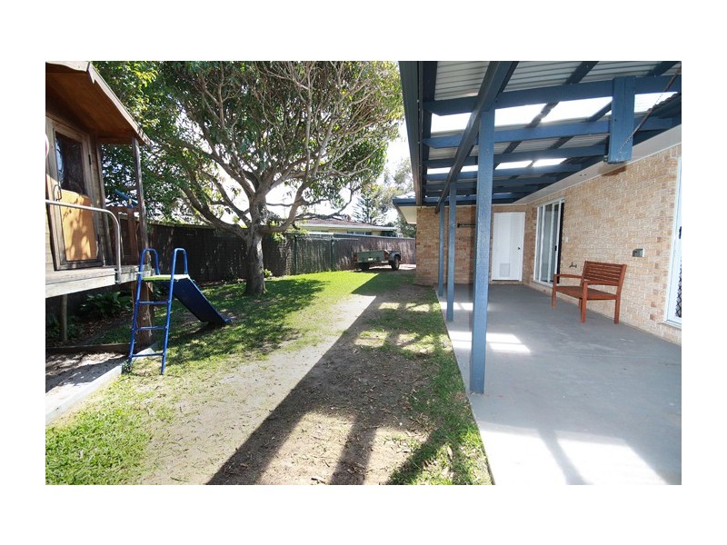 78 Lapoinya Crescent, Warana QLD 4575