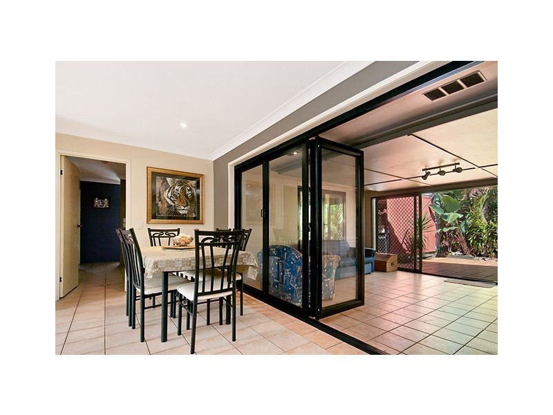 10 Karumba Drive, Warana QLD 4575